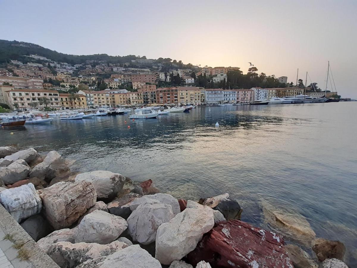 Pilarella Gallery Trilocale Vistamare Porto Santo Stefano  Eksteriør billede